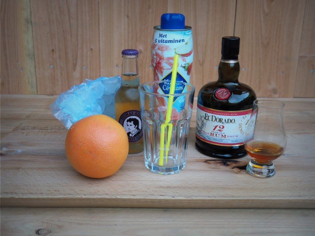 Rum El Dorado 12 Years Old: Dark Paradiso Cocktail