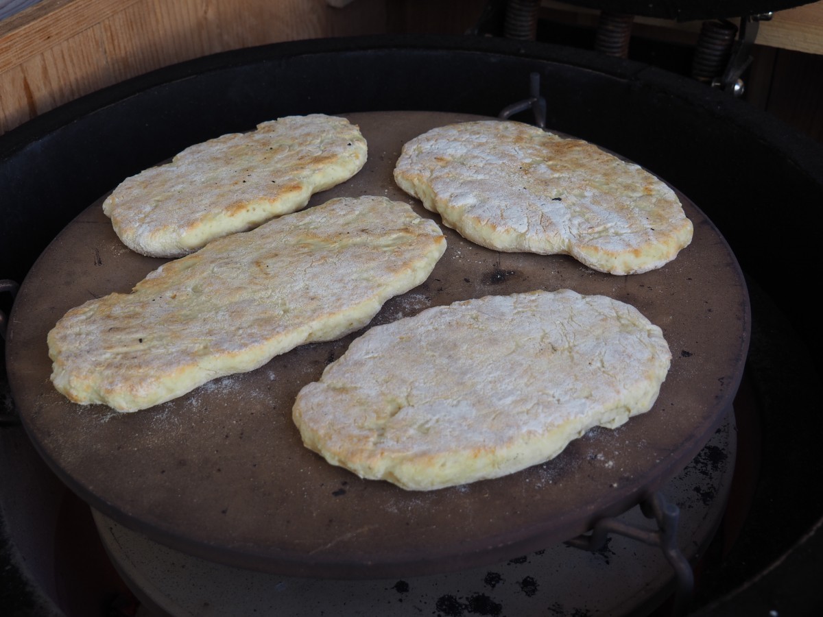 kip gemarineerd in bier op flatbread met pittige biermayonaise