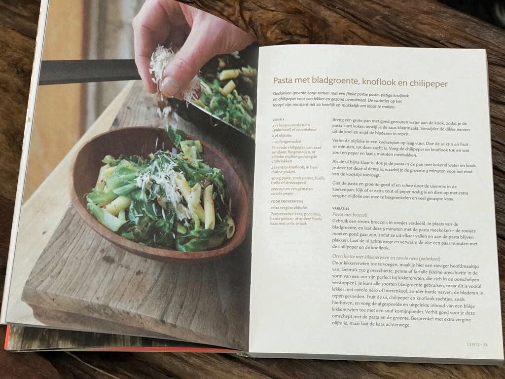 Veggie: boek review met allemaal vegetarische recepten. Wij geven er 2 weg!!