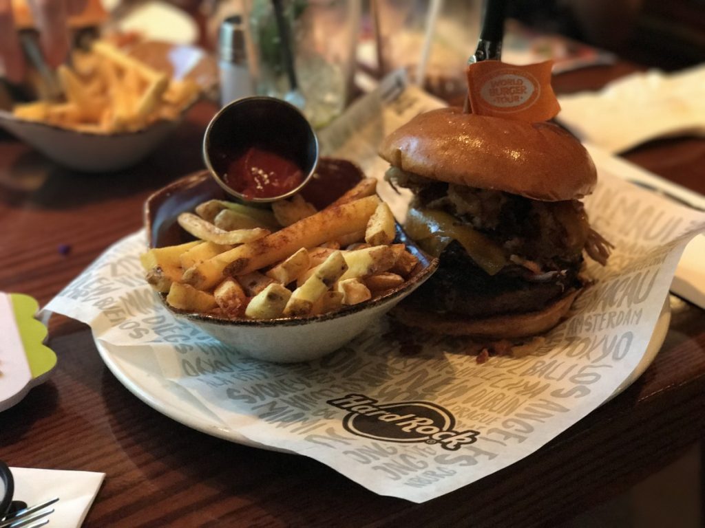 Hard Rock Cafe: Ook super leuk om te eten met kinderen