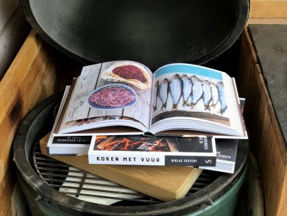 Boek Review Koken met Vuur: Familie over de Kook geeft 2 exemplaren weg!
