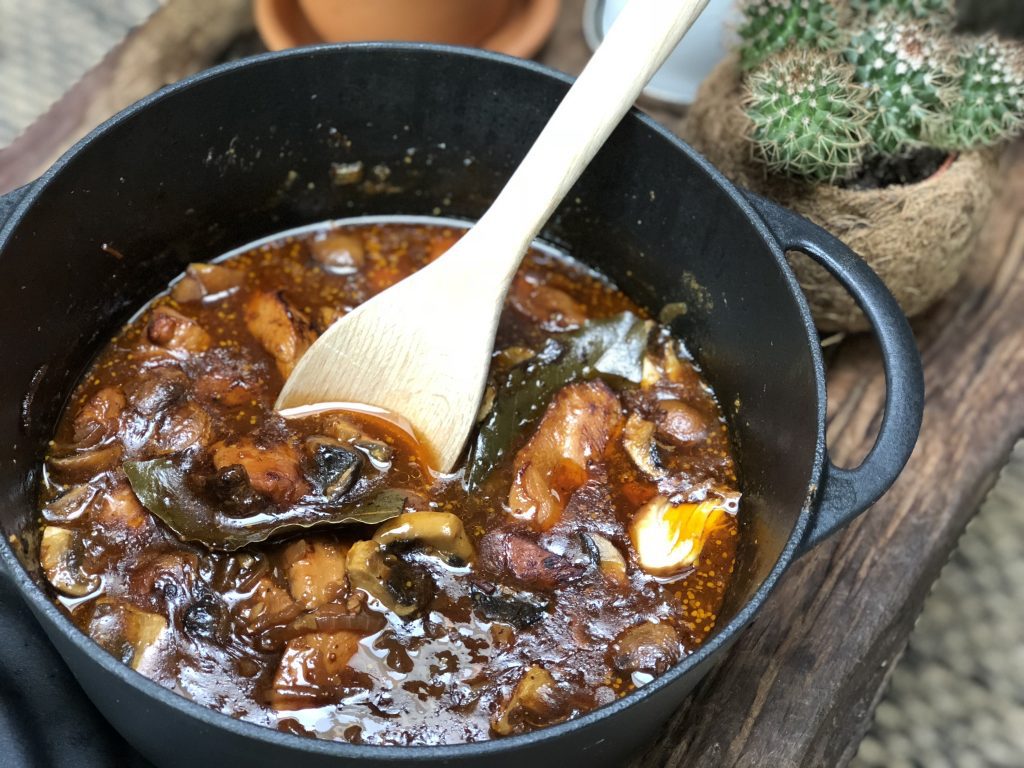 kip in bier gestoofd