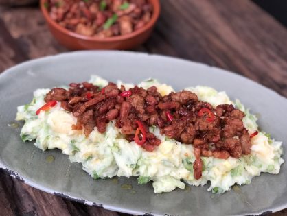 Pittige andijviestamppot met ketjap en oestersaus