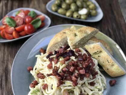 pasta met prei, roomsaus en spek