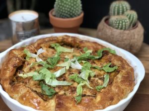 hartige taart met andijvie