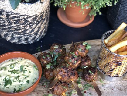 Indiase gehaktballetjes van de bbq