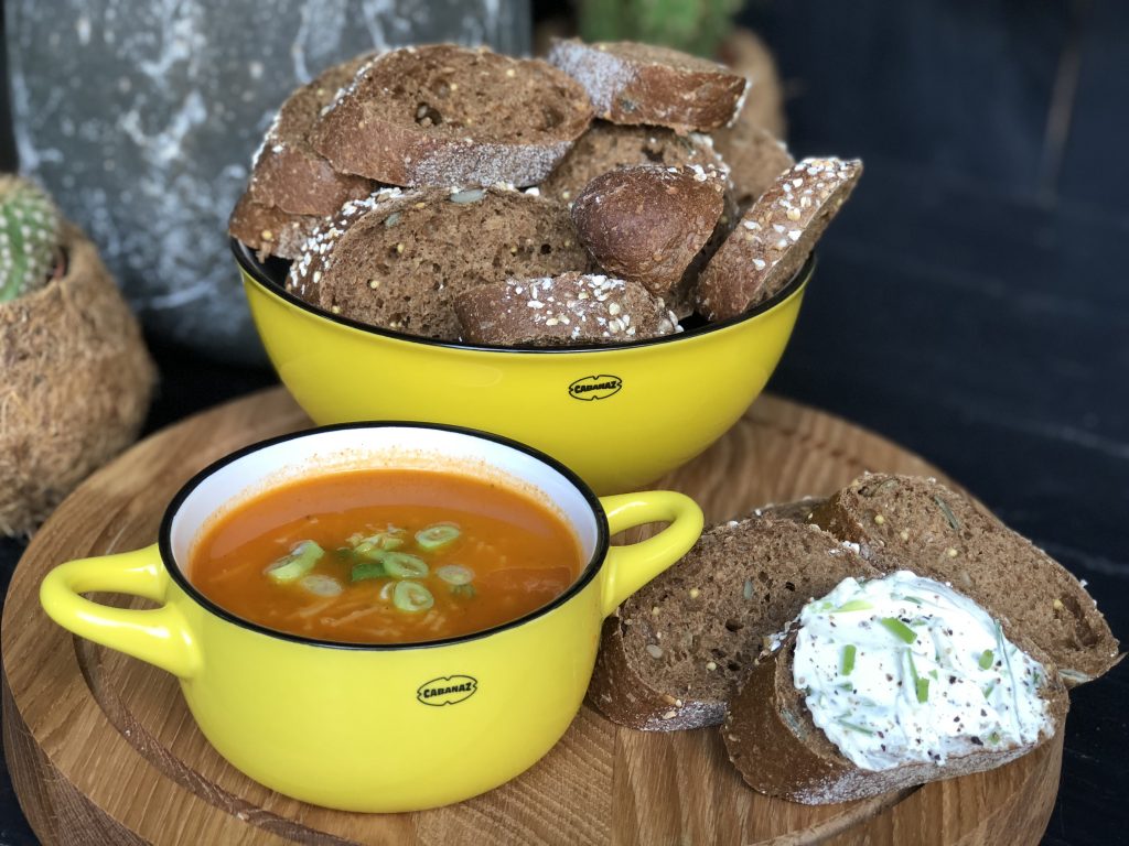 recept simpele pittige tomatensoep met vermicelli