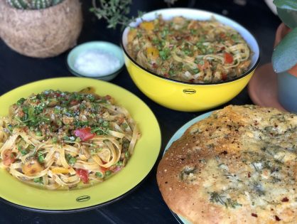 bami met kruidige roomsaus en groenten