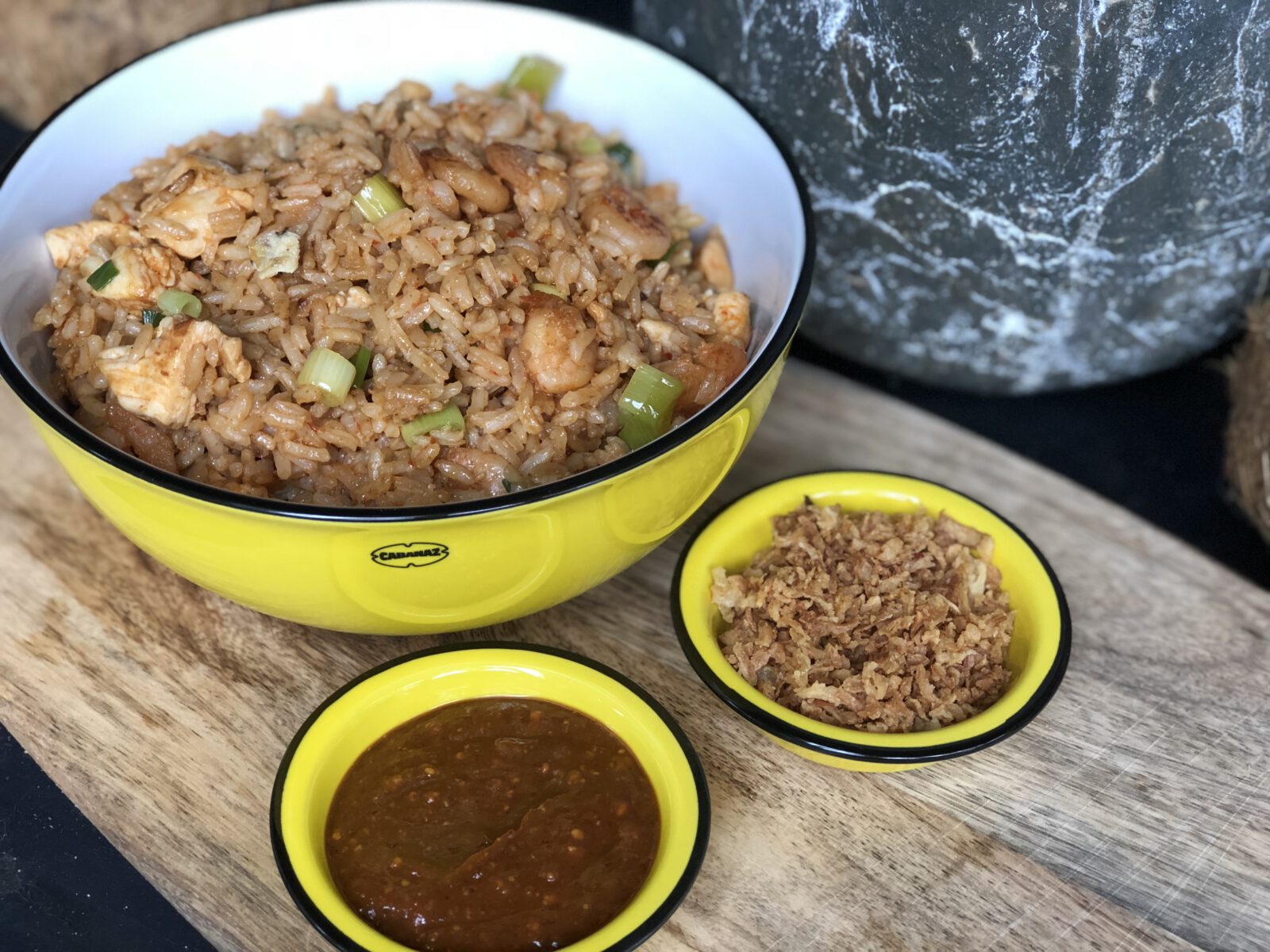Nasi Goreng met kip en garnalen