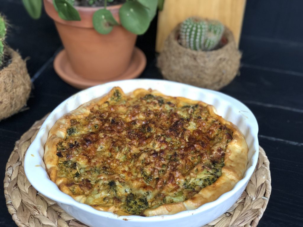 hartige taart broccoli roomkaas gehakt spek kaas 