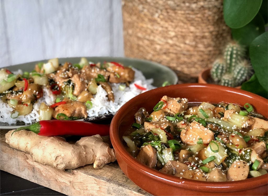 recept zoet pittige Chinese kip met rijst en paksoi