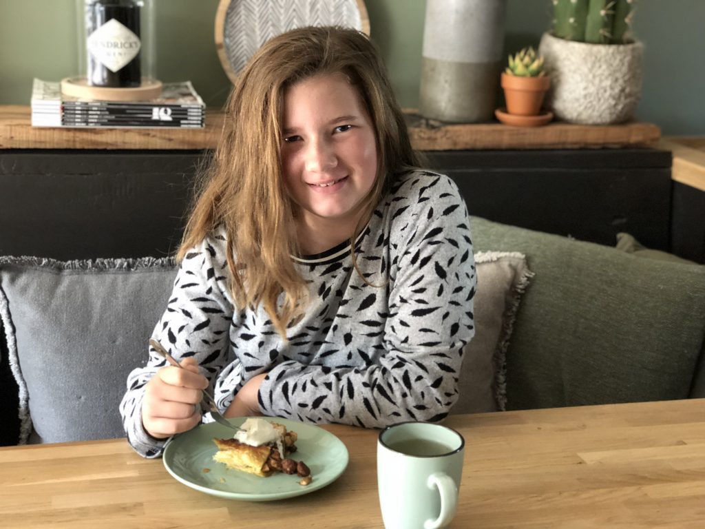 recept simpele Sinterklaastaart met appel en kruidnoten