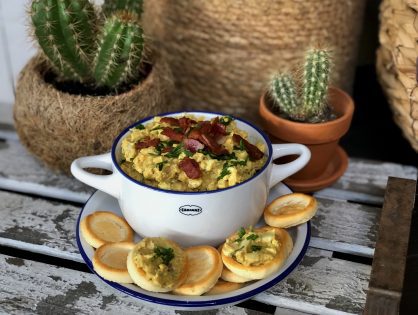 eiersalade met krokant gebakken spek