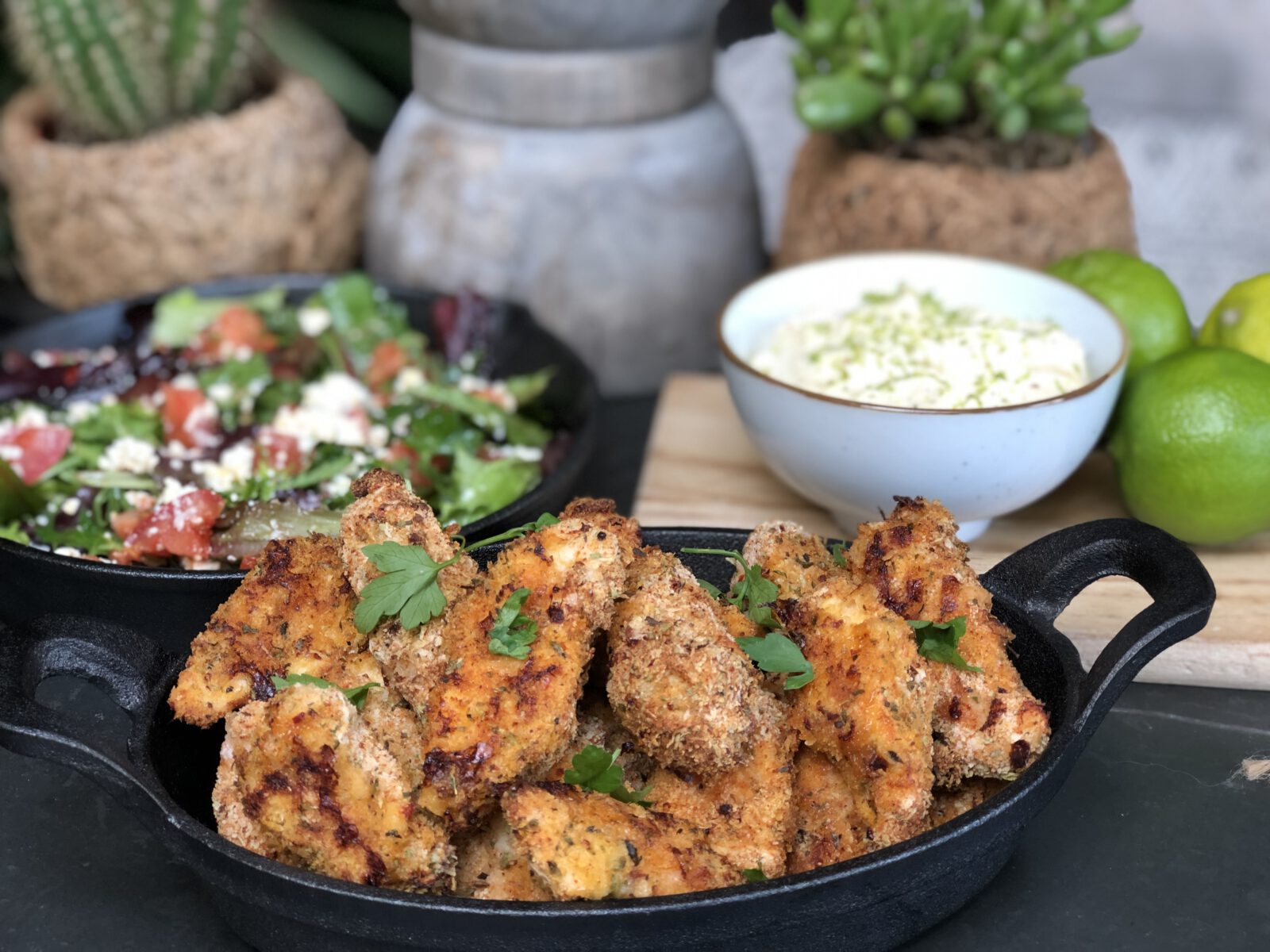 Italiaanse gepaneerde kip met limoenmayonaise