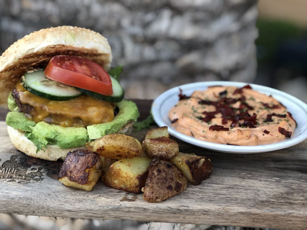 Spaanse hamburger maken met chorizo