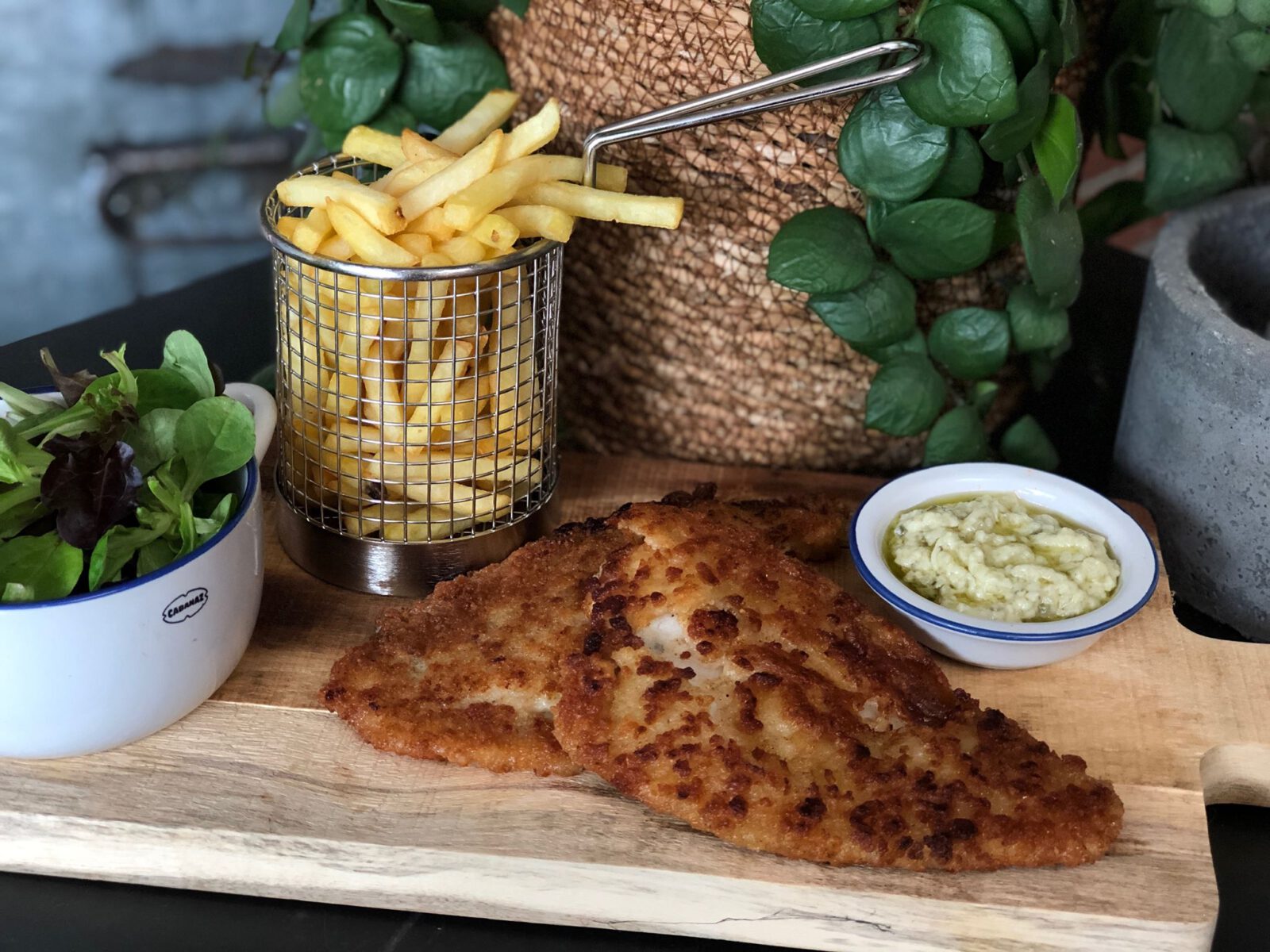 Scholfilet met ravigottesaus en friet