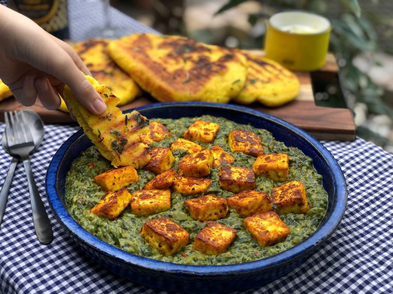 vegetarische Saag Paneer met Naan