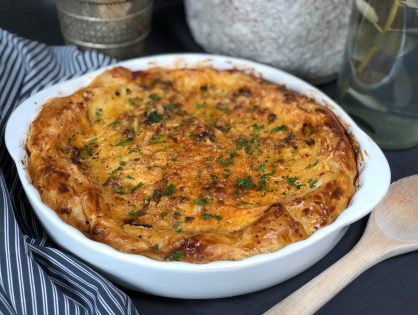 hartige taart met gehakt en prei