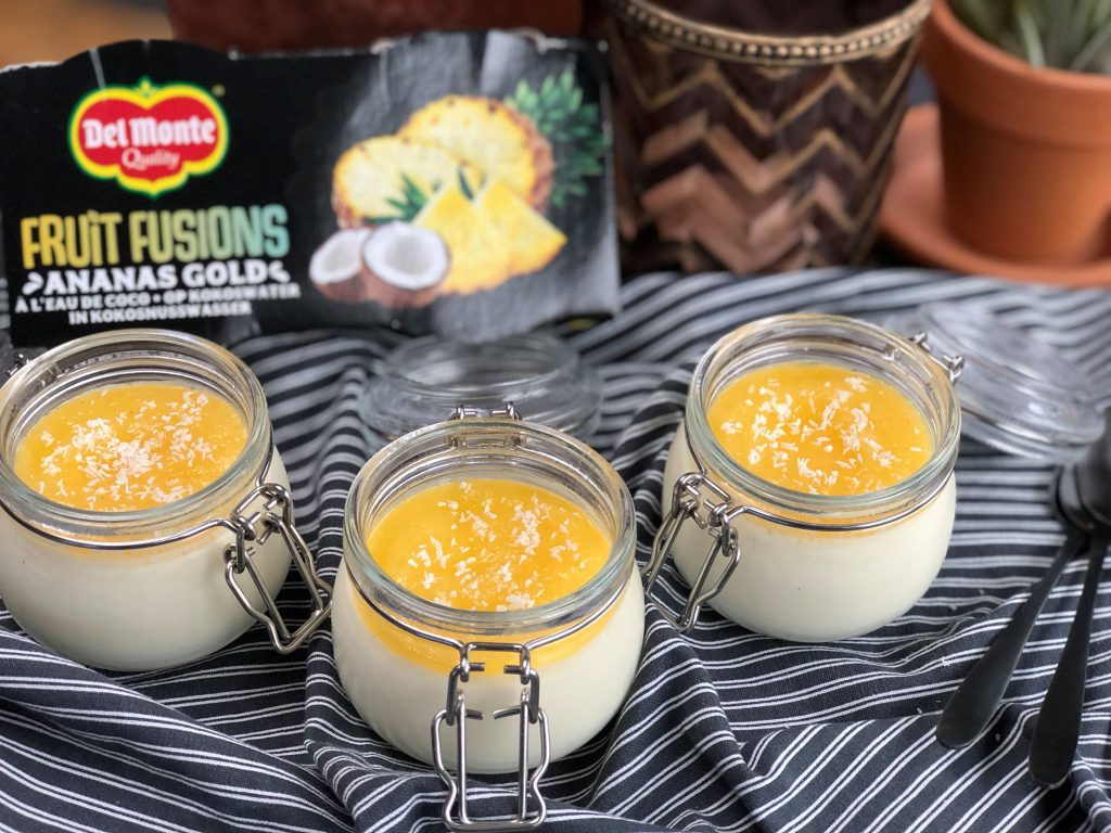 pana cotta met ananas en kokos