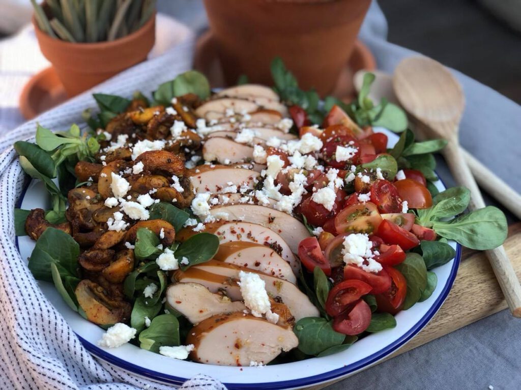 salade met gerookte kip en fetakaas: 15 kip recepten