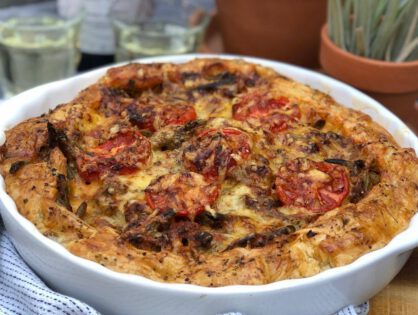 hartige taart met sperziebonen en gehakt