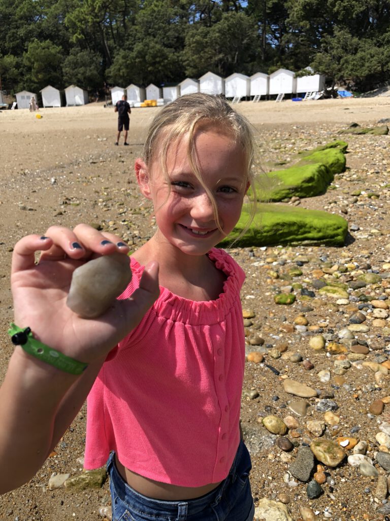 schelpen en stenen zoeken eiland noirmoutier