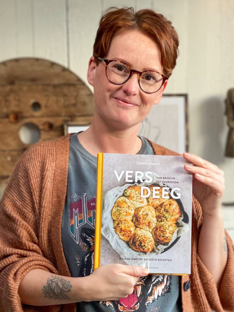 kookboek Vers Deeg van Claudia Damen