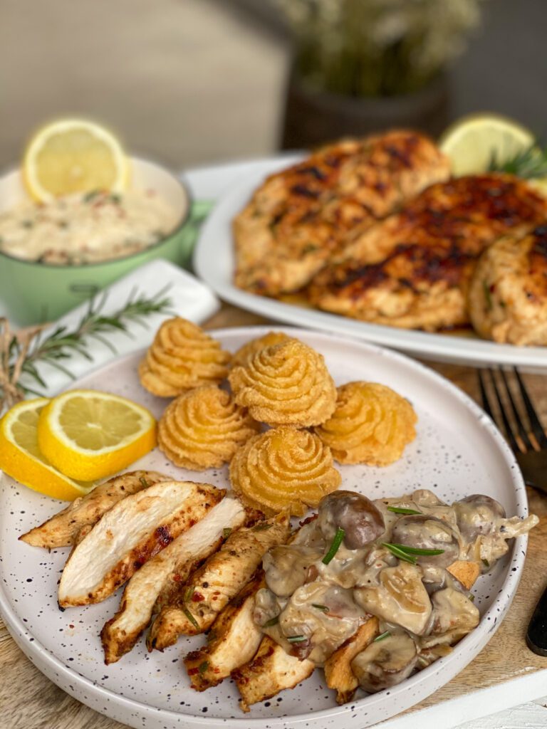 Kerst recept: gegrilde kip met rozemarijn en champginonsaus 