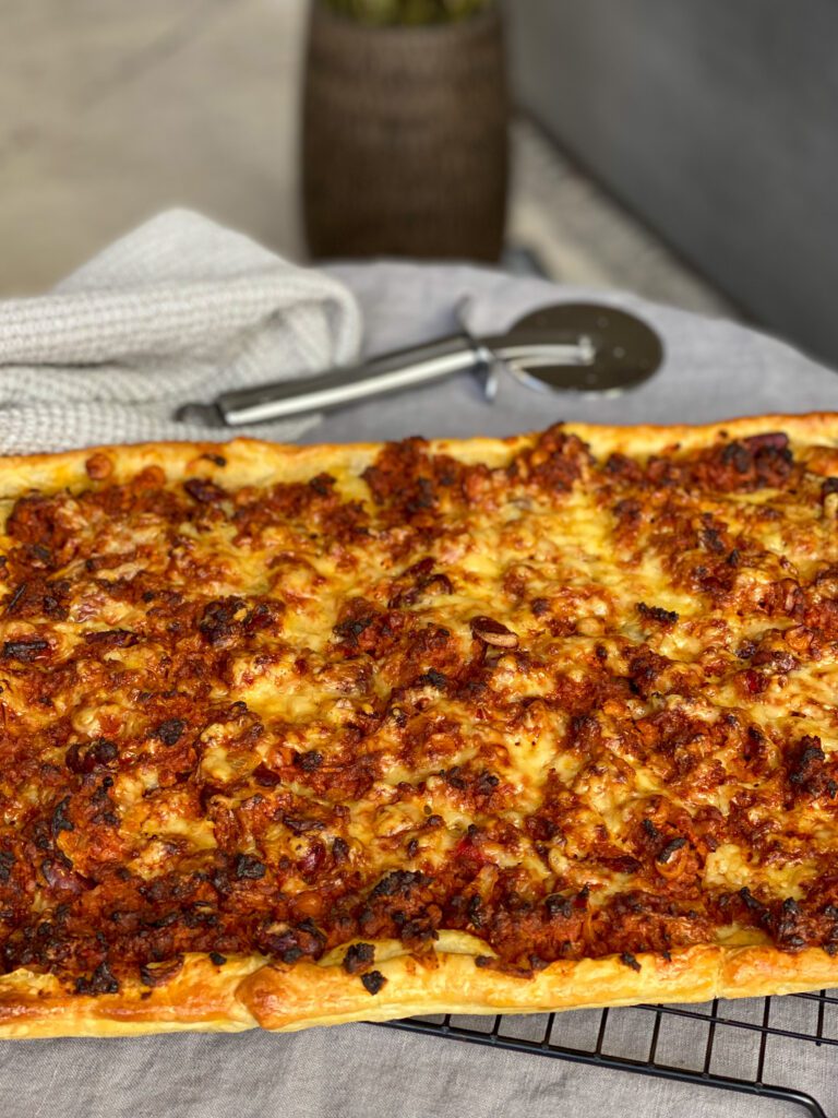 Mexicaanse vegetarische plaattaart met kaas