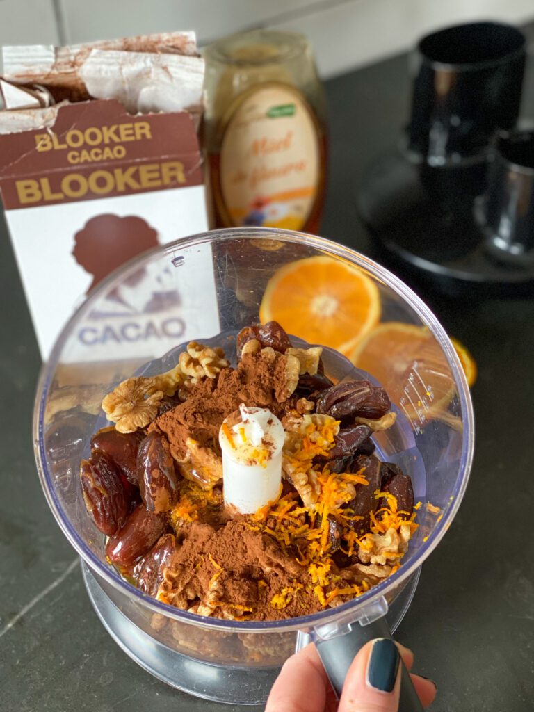 mix voor dadelballetjes met sinaasappel en kokos