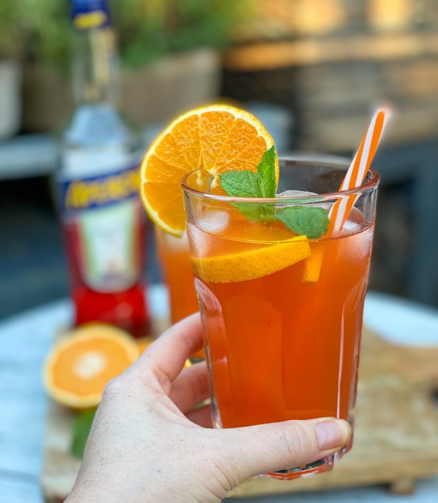 Aperol coctail met bitter lemon