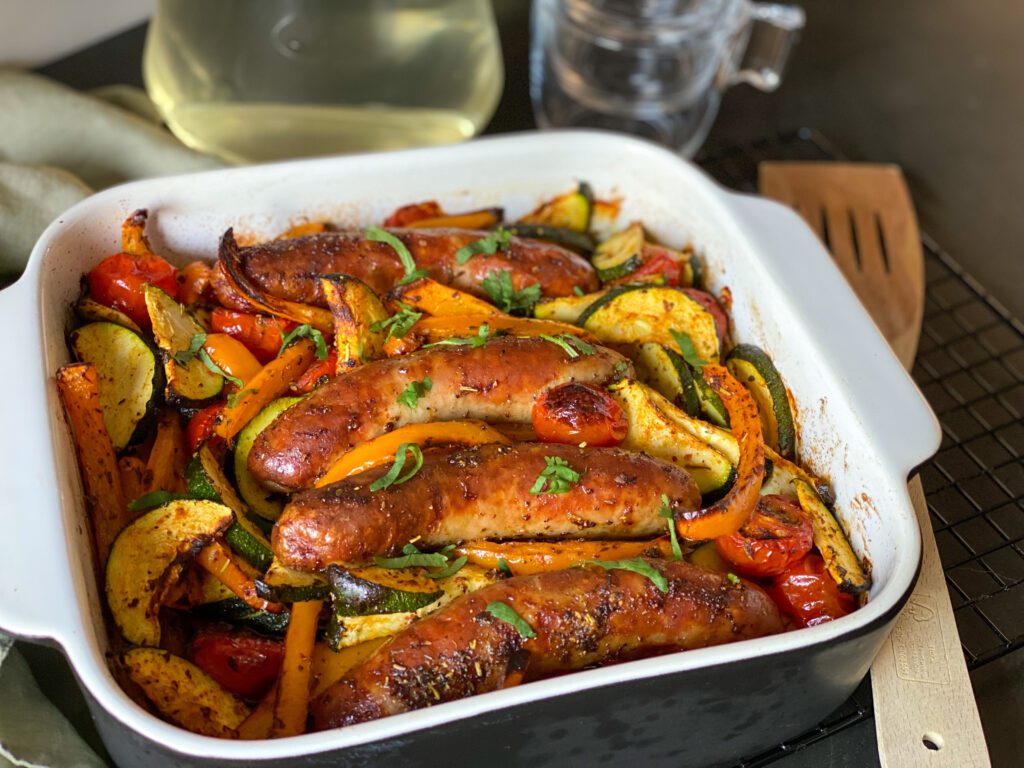 gegrilde worst en groenten uit de oven