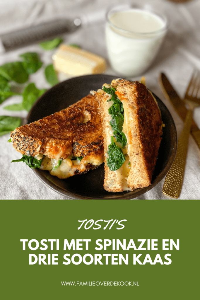 Tosti met spinazie en drie soorten kaas 