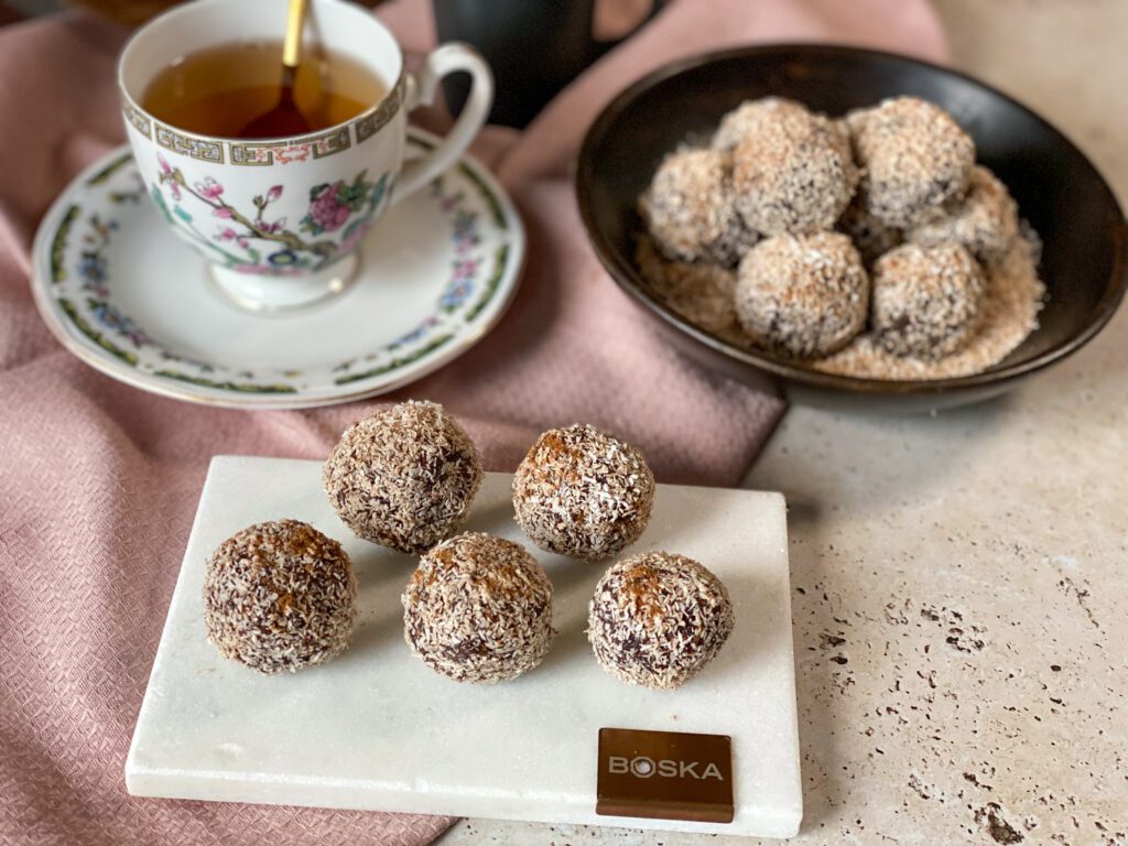 5 dadelballetjes recepten : 
dadelballetjes met kaneel 