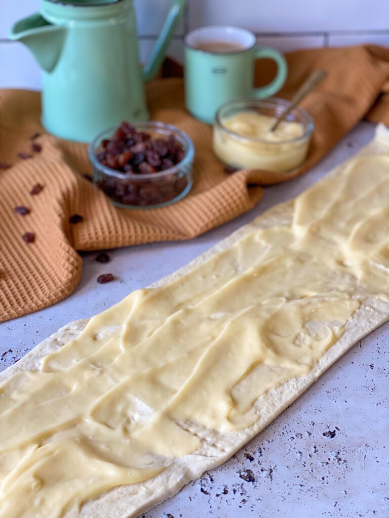 koffiebroodjes croissantdeeg en banketbakkersroom 