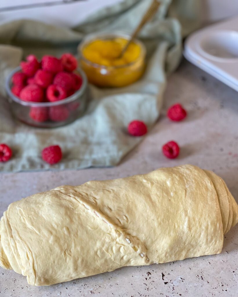 croissantdeeg oprollen 