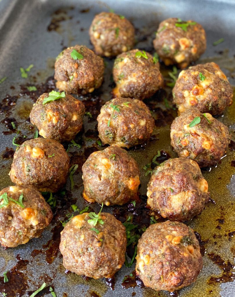Griekse gehaktballetjes uit de oven met feta
