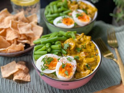 Kip kerrie recept zonder pakjes met boontjes en rijst