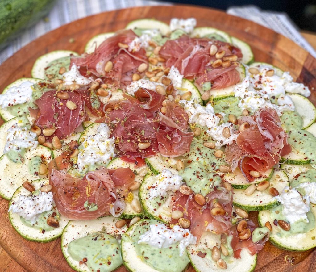 10 recepten met pesto courgette carpaccio met prosciutto