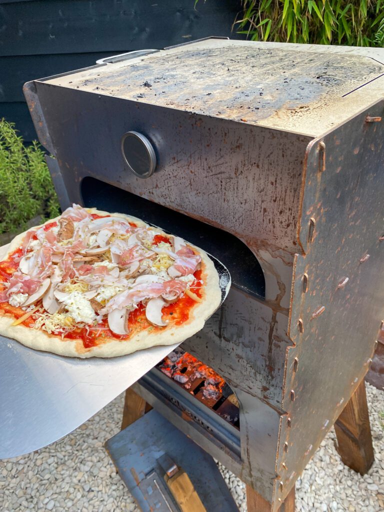Utenovn pizzaoven van Welvaere