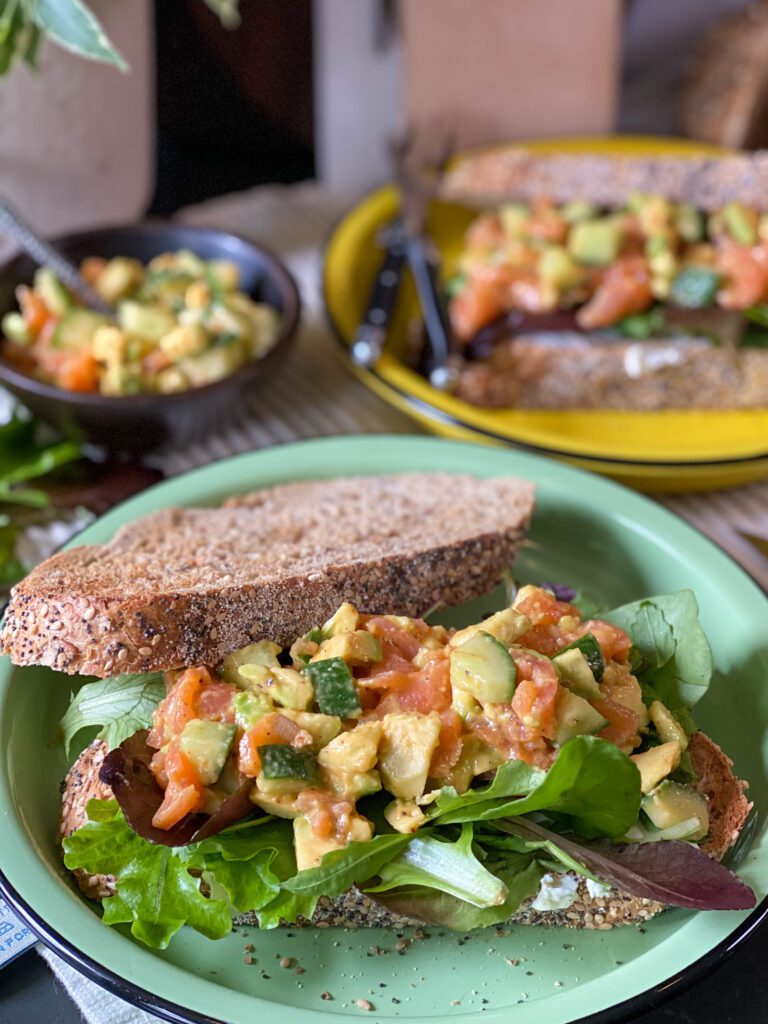 sandwich met pittige zalm 