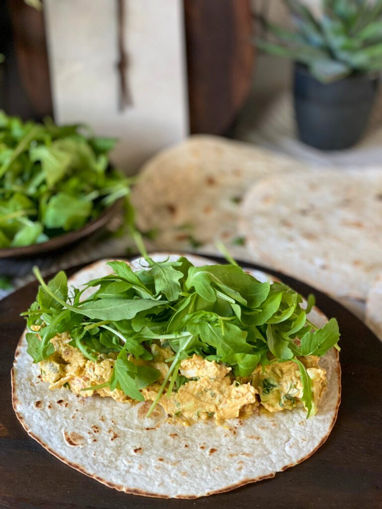 Wraps met salami en roomkaas