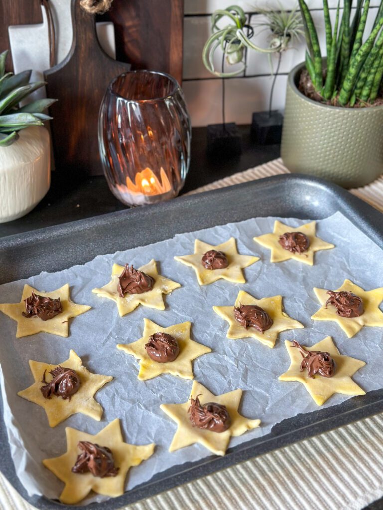 Bladerdeeg Kerstkoekjes met Nutella