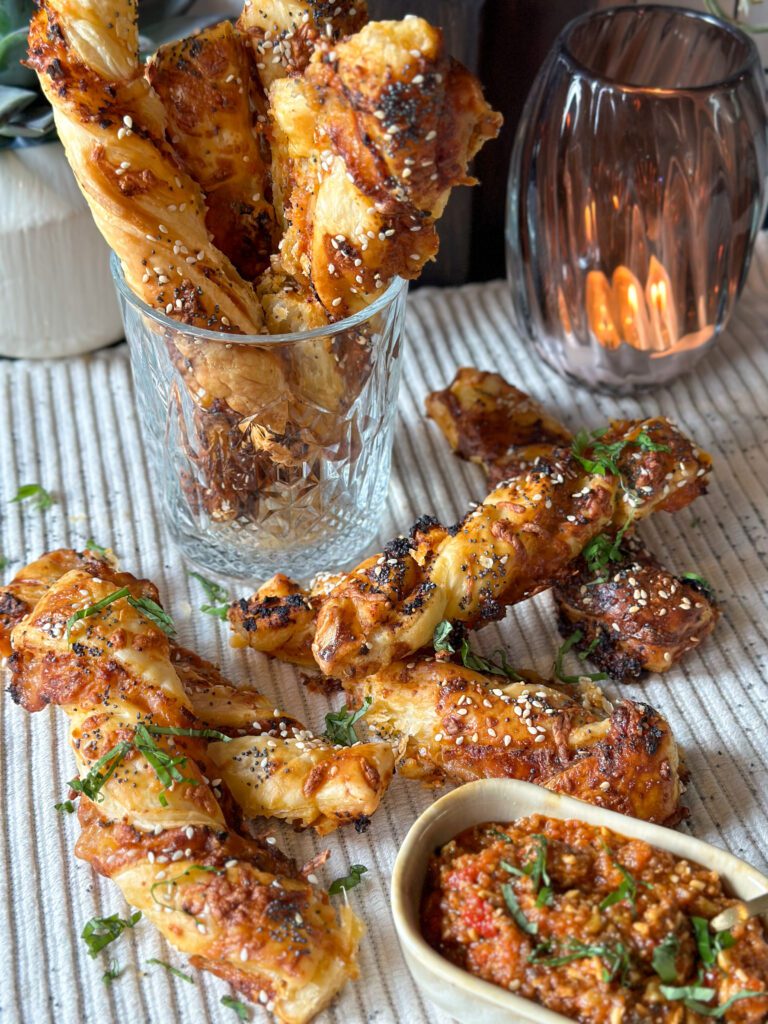 kaas twisters met tapenade 