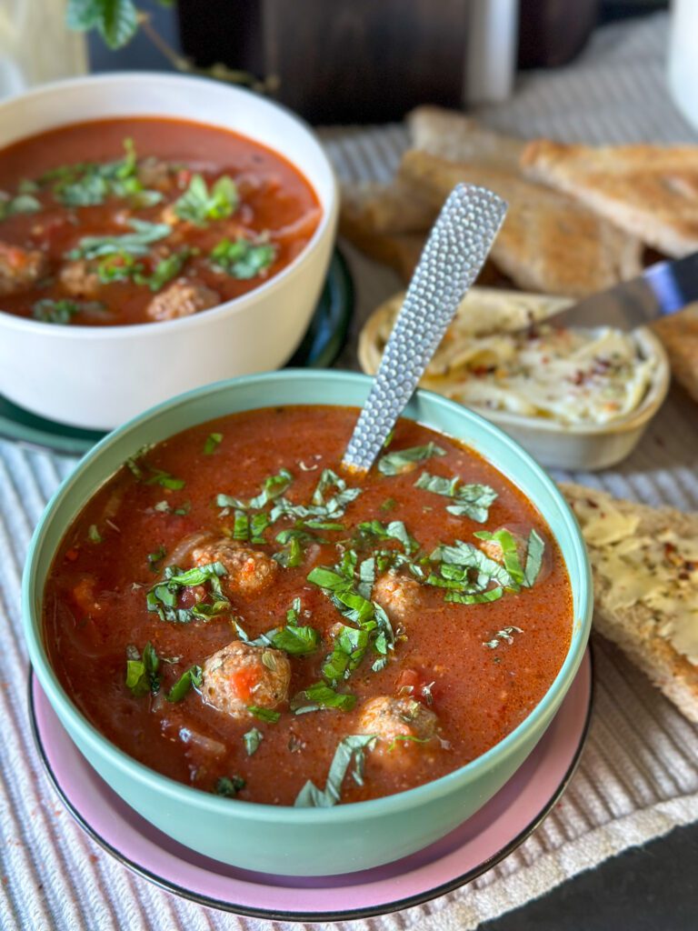 tomatensoep met gehaktballetjes