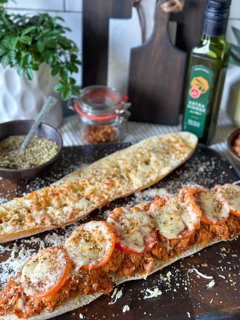 Italiaanse tuna melt stokbrood