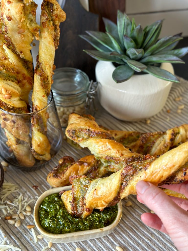 pesto twisters met kaas