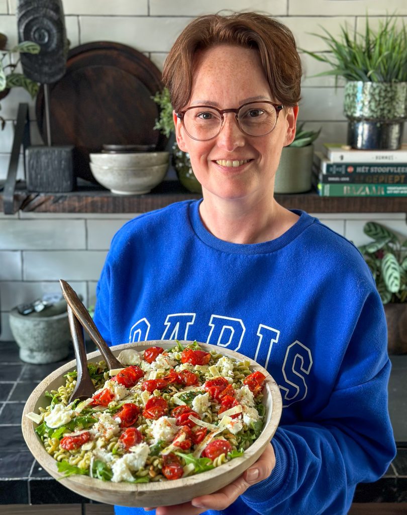 Pastasalade met pesto