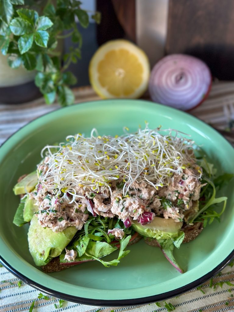 sandwich met citroen tonijnsalade 