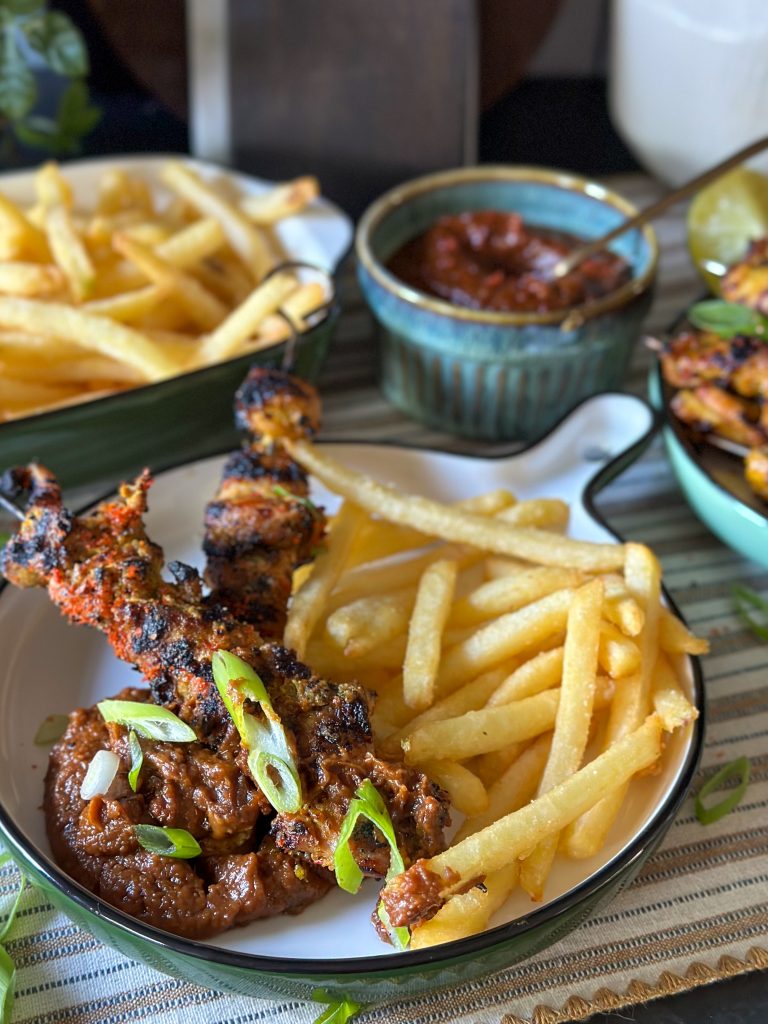 Thaise kipspiesjes gemarineerd in kokosmelk